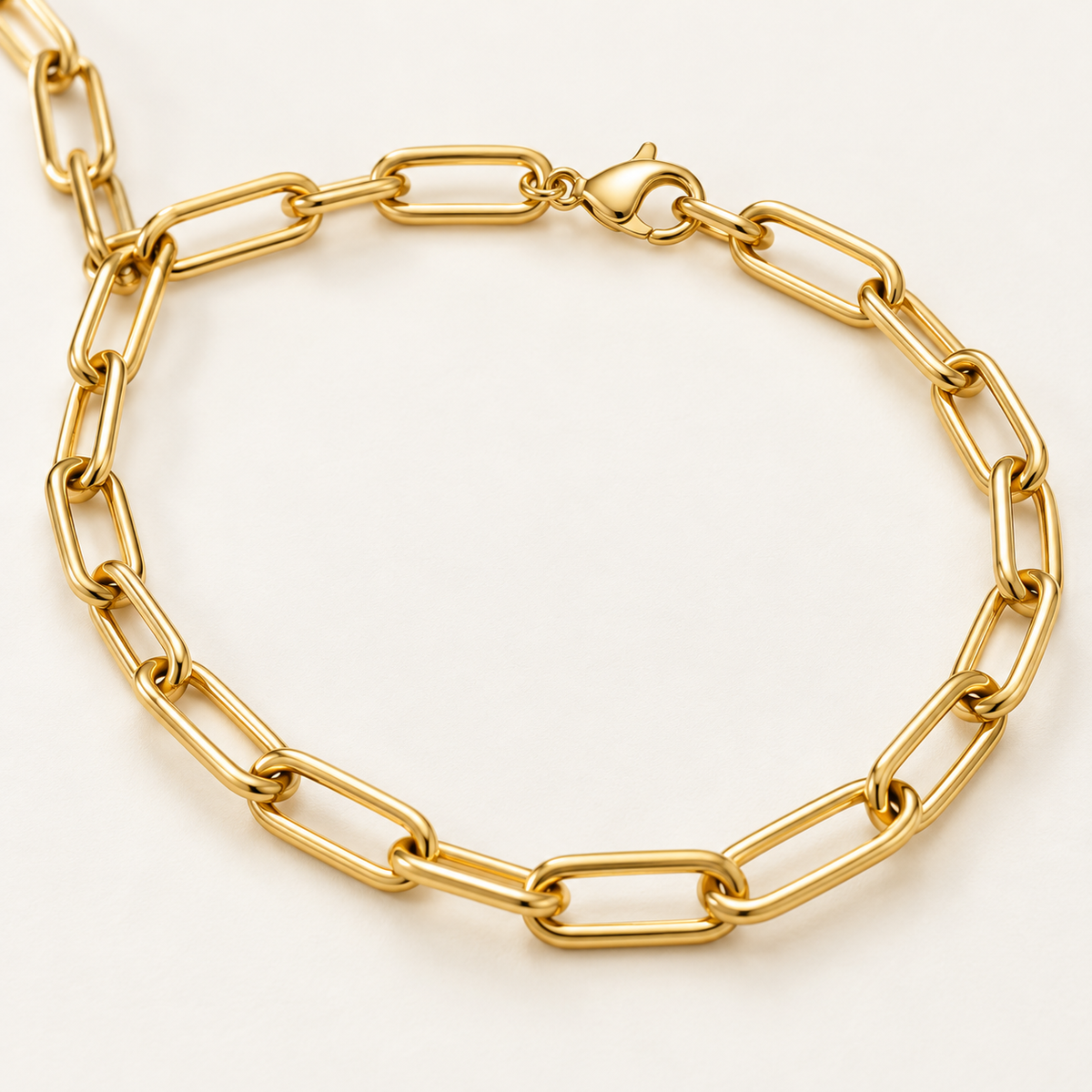Elongated Link Necklace — detail