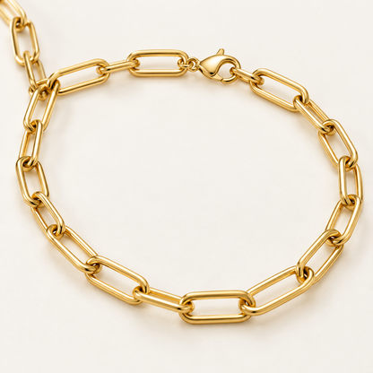 Elongated Link Necklace — detail